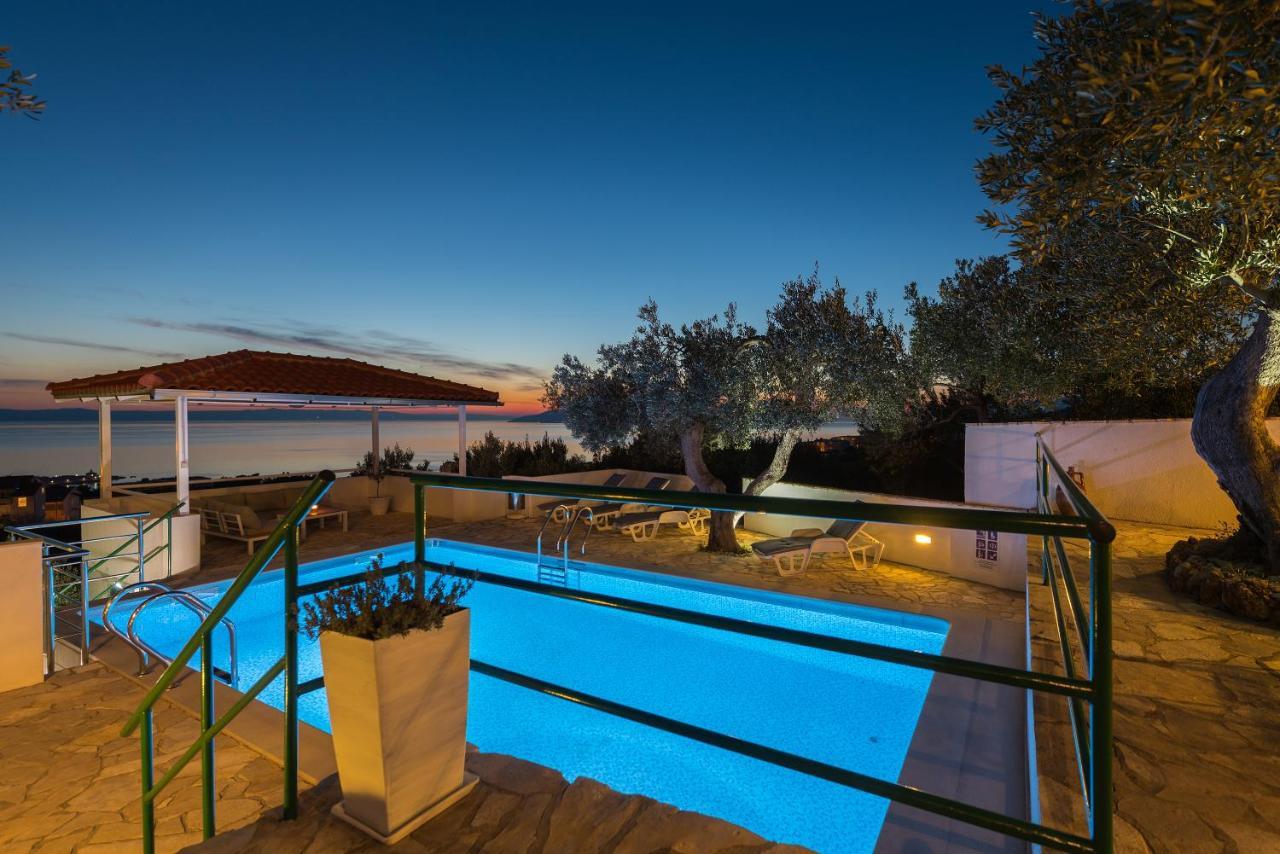Glavina With Private Pool Makarska