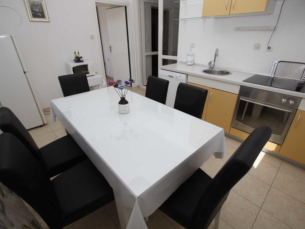 Apartment Glavina With Private Pool