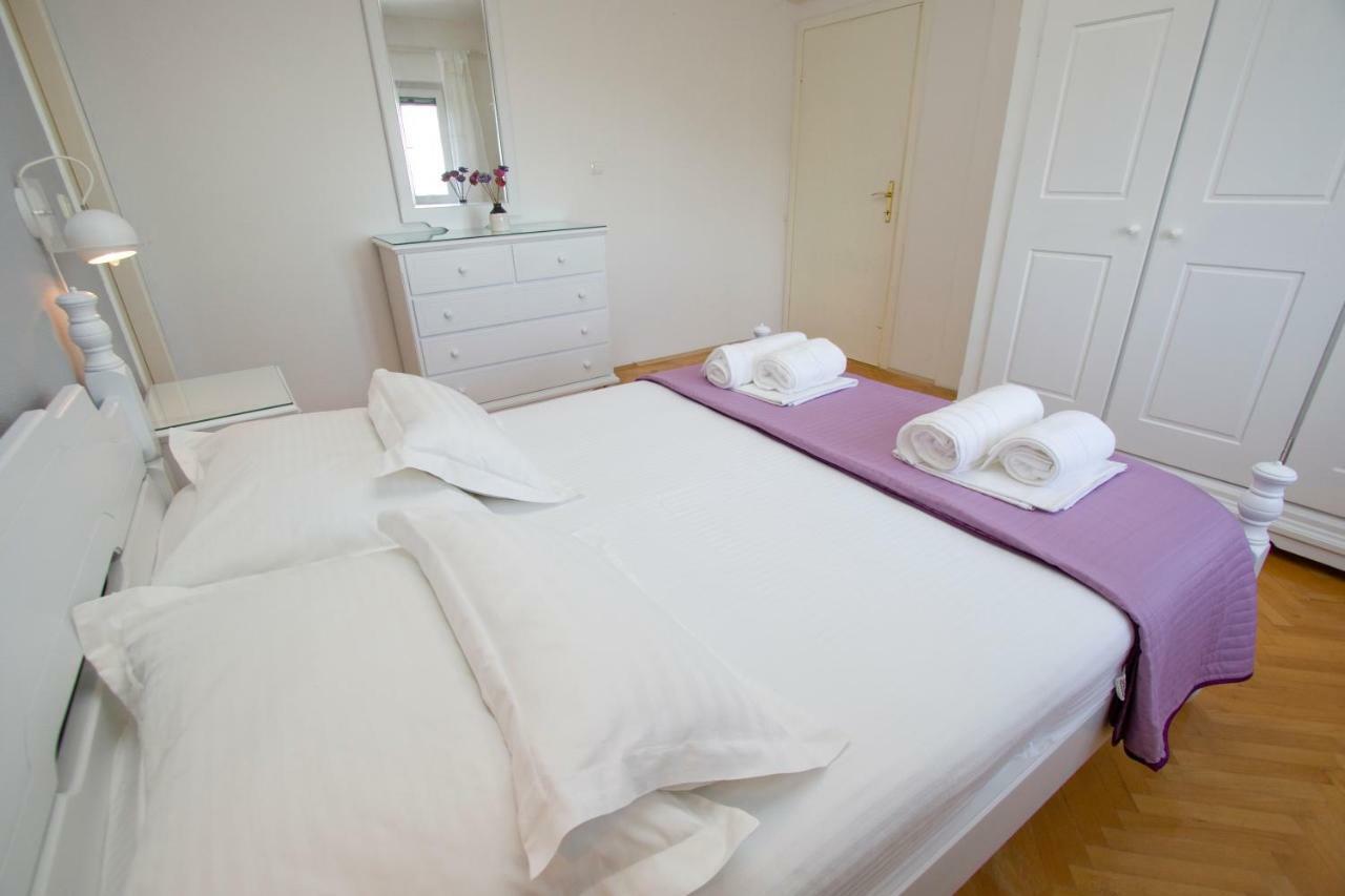 Apartment Glavina With Private Pool