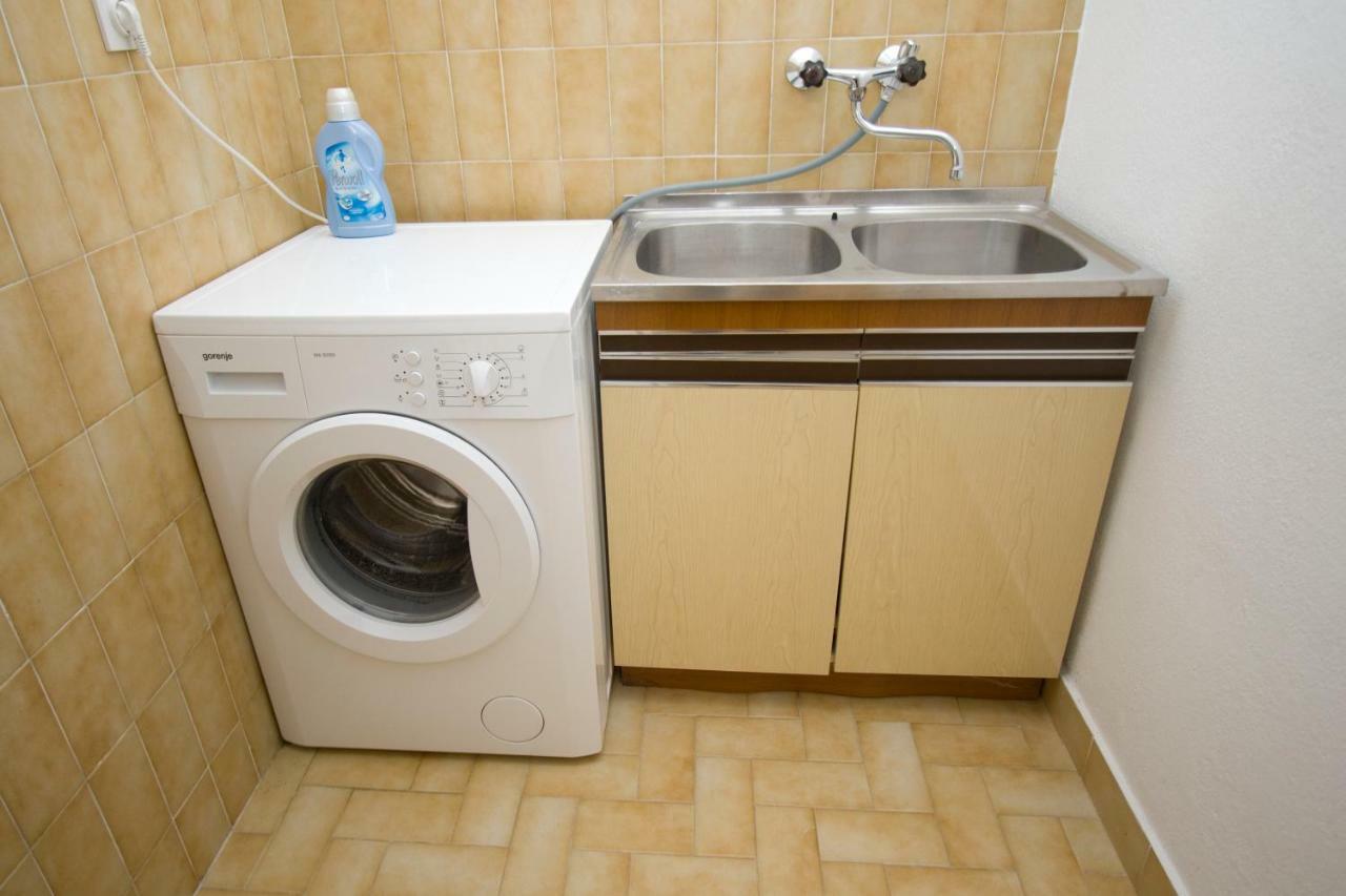 Glavina With Private Pool Apartment Makarska