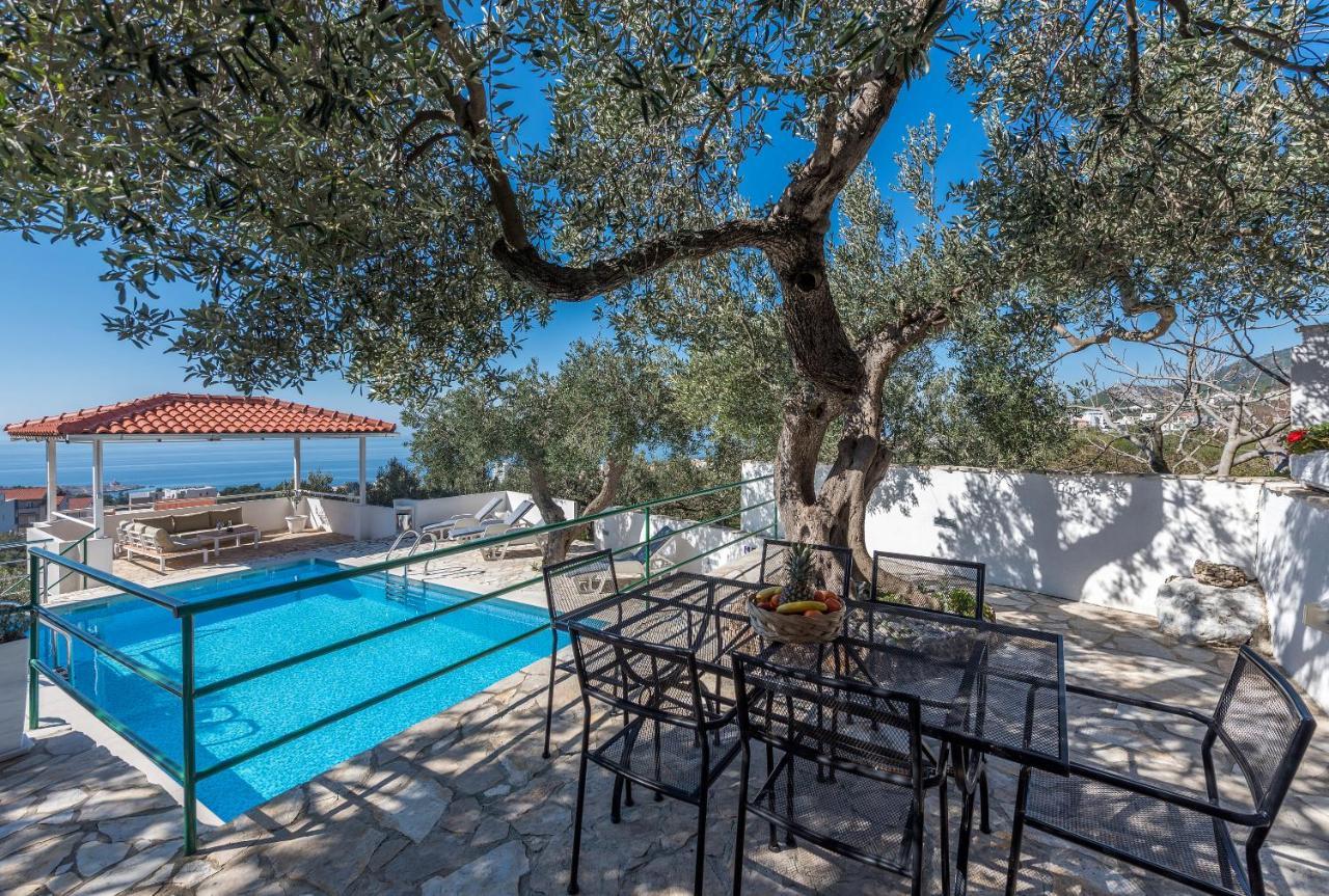 Glavina With Private Pool Apartman Makarska